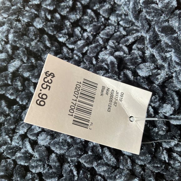 Women's Warn Cowl /Infinity Scarf- NWT - Picture 2 of 3